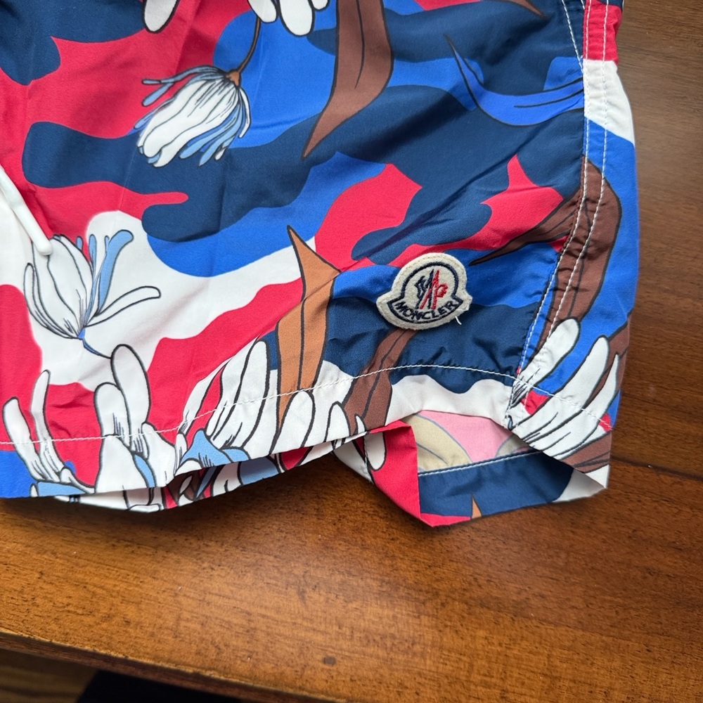 Moncler Floral Board Shorts - Red, Blue, White ⭐️ Host Pick⭐️ - Picture 2 of 8